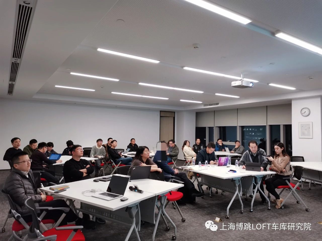 房山杭州LOFT车库专题会